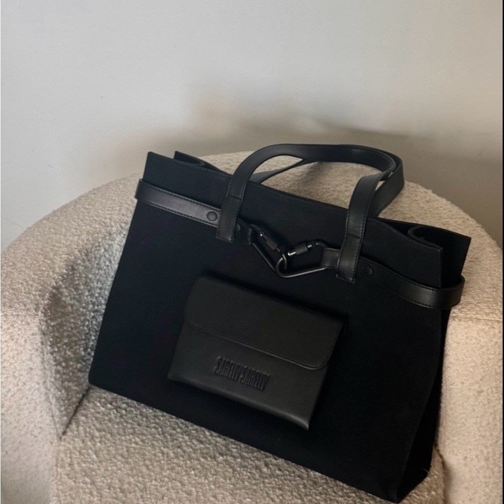 Black Strap Leather Bag
